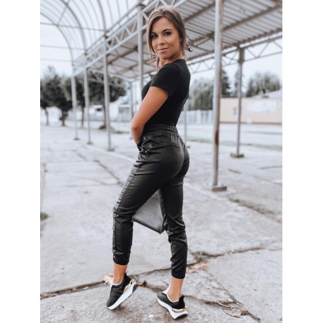 Voskované dámské kalhoty černé barvy s gumou v pase
