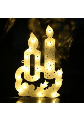 Vánoční visící ozdoba ve tvaru svíček v teplé bílé barvě