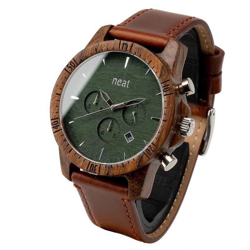Drevené pánske hodinky hnedo-zelenej farby s koženým remienkom