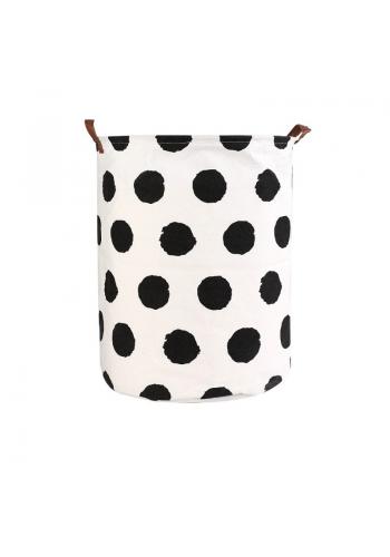 Kôš na hračky bielej farby s čiernymi guličkami