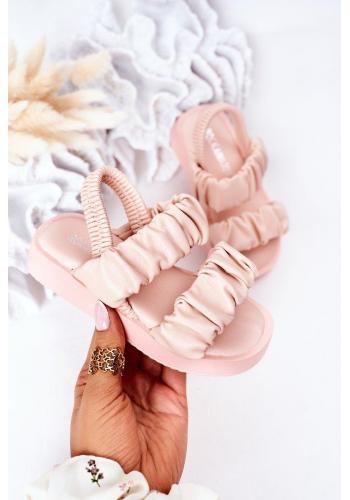 Dětské sandálky v růžové barvě